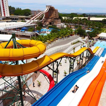 شقة Piazza Diroma Com Acesso Ao Acqua Park كلدس نوفاس المظهر الخارجي الصورة