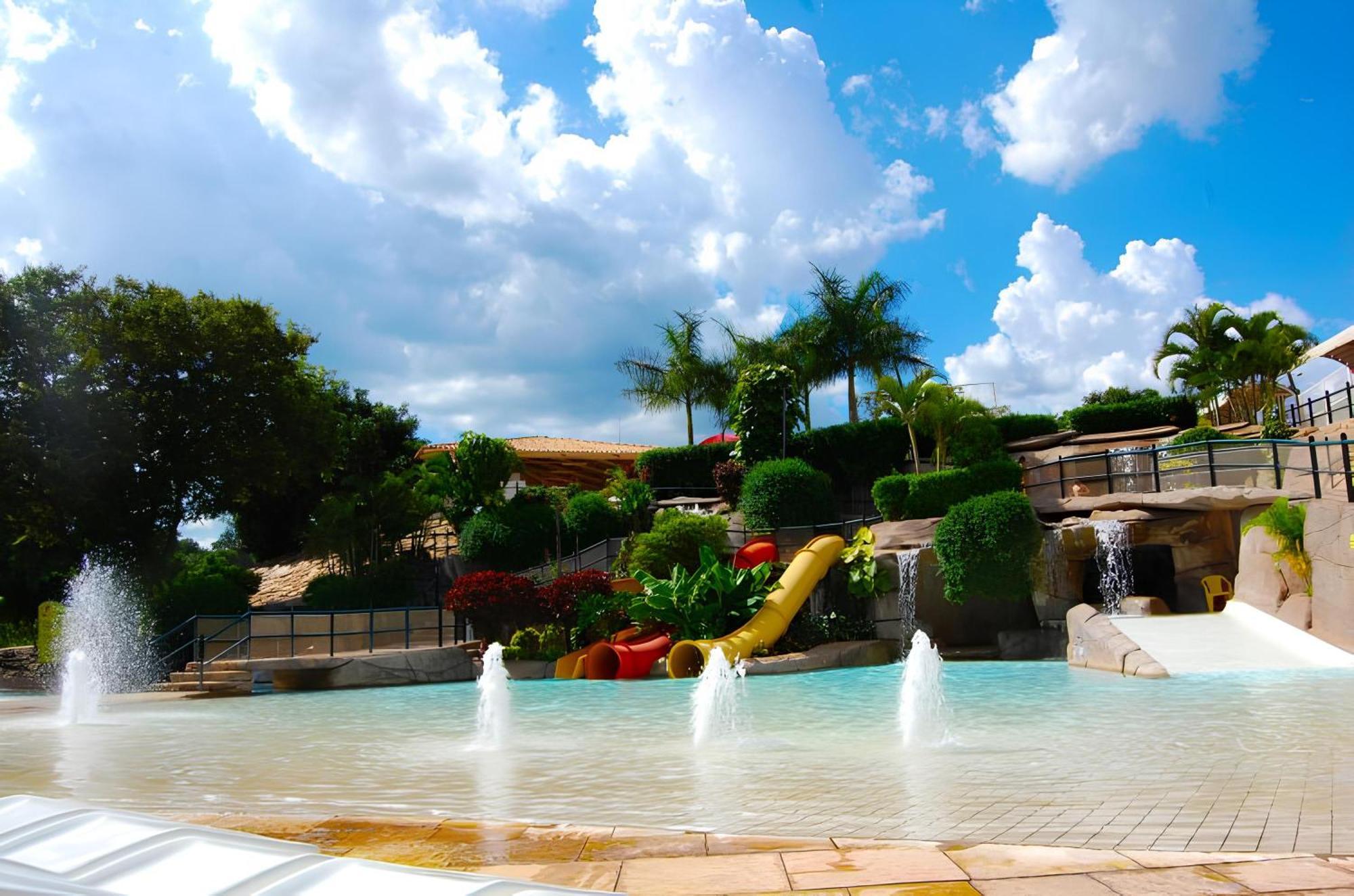 شقة Piazza Diroma Com Acesso Ao Acqua Park كلدس نوفاس المظهر الخارجي الصورة
