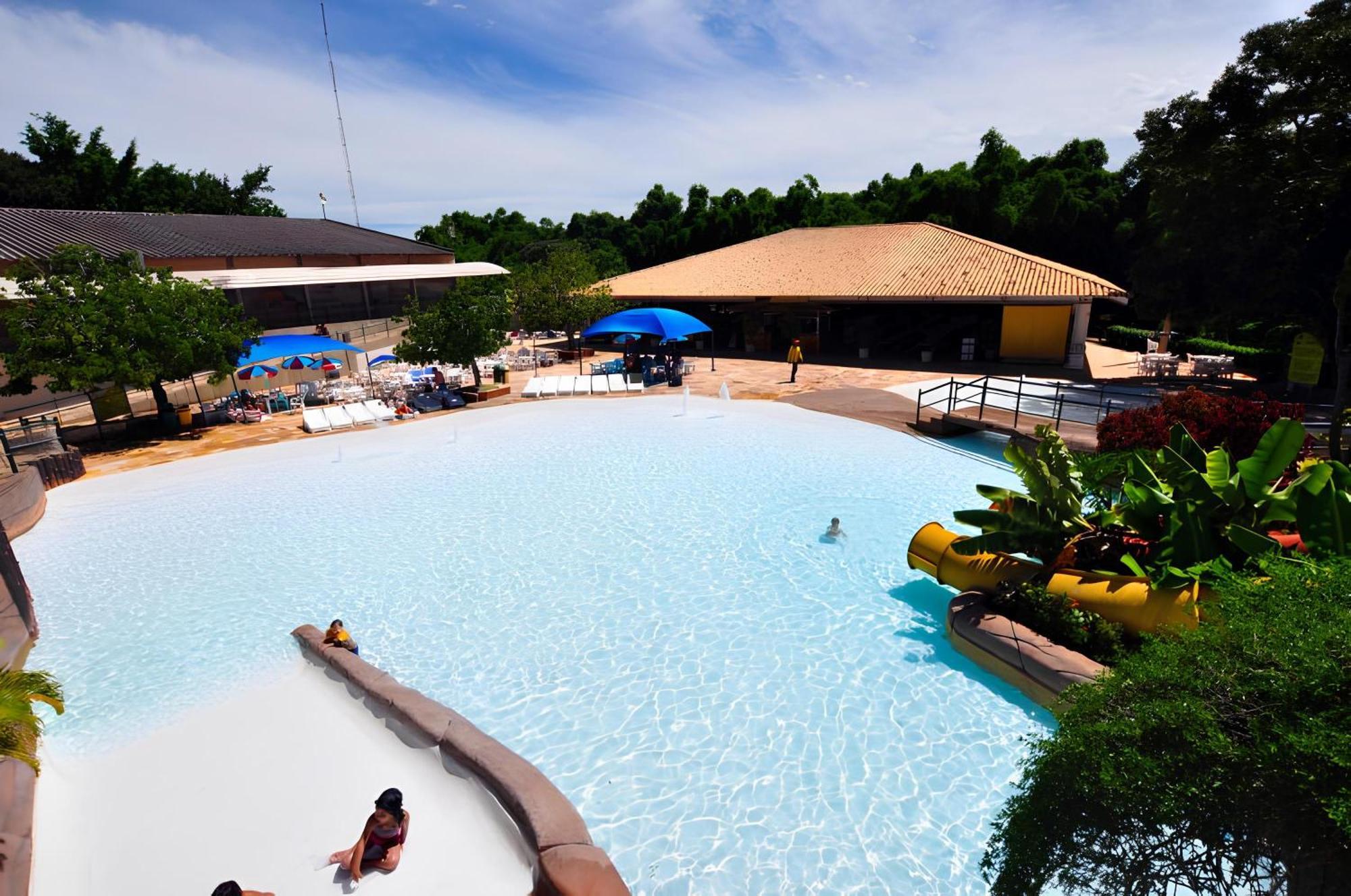 شقة Piazza Diroma Com Acesso Ao Acqua Park كلدس نوفاس المظهر الخارجي الصورة